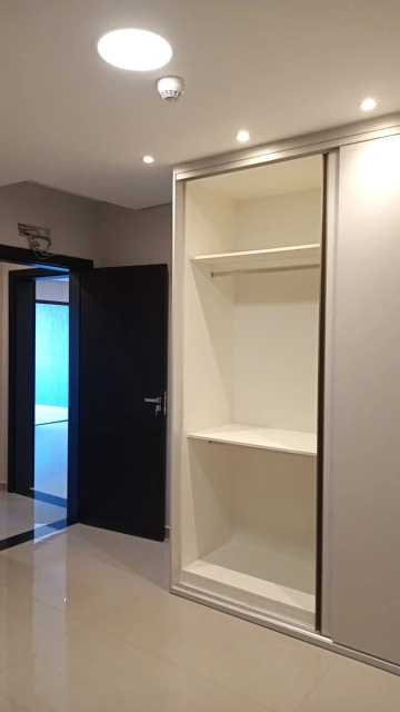 b408455f-c632-48c3-b355-c36830f03ed0