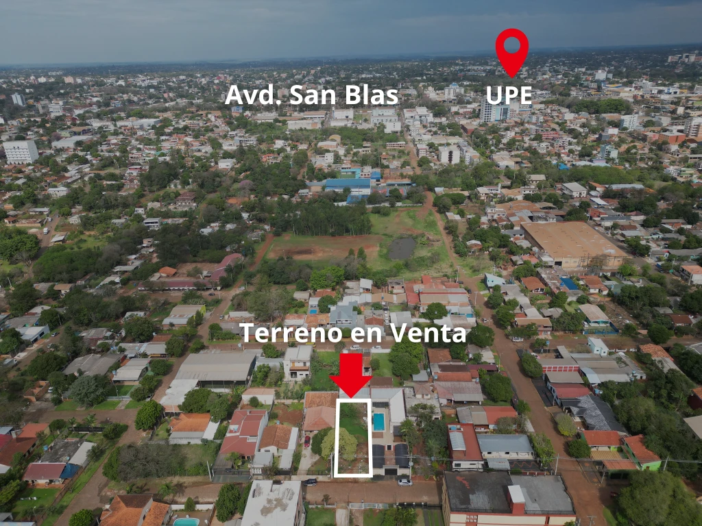 Hermosa casa frente al mar con acceso privado a la playa y piscina.