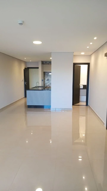 Hermosa casa frente al mar con acceso privado a la playa y piscina.