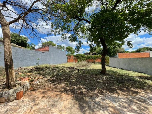 Hermosa casa frente al mar con acceso privado a la playa y piscina.