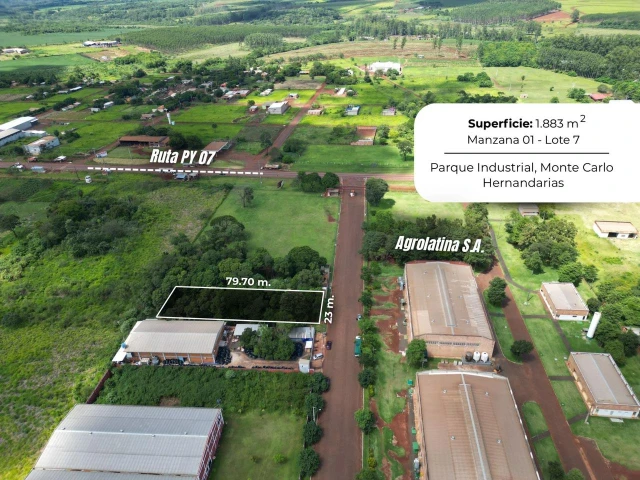 Hermosa casa frente al mar con acceso privado a la playa y piscina.